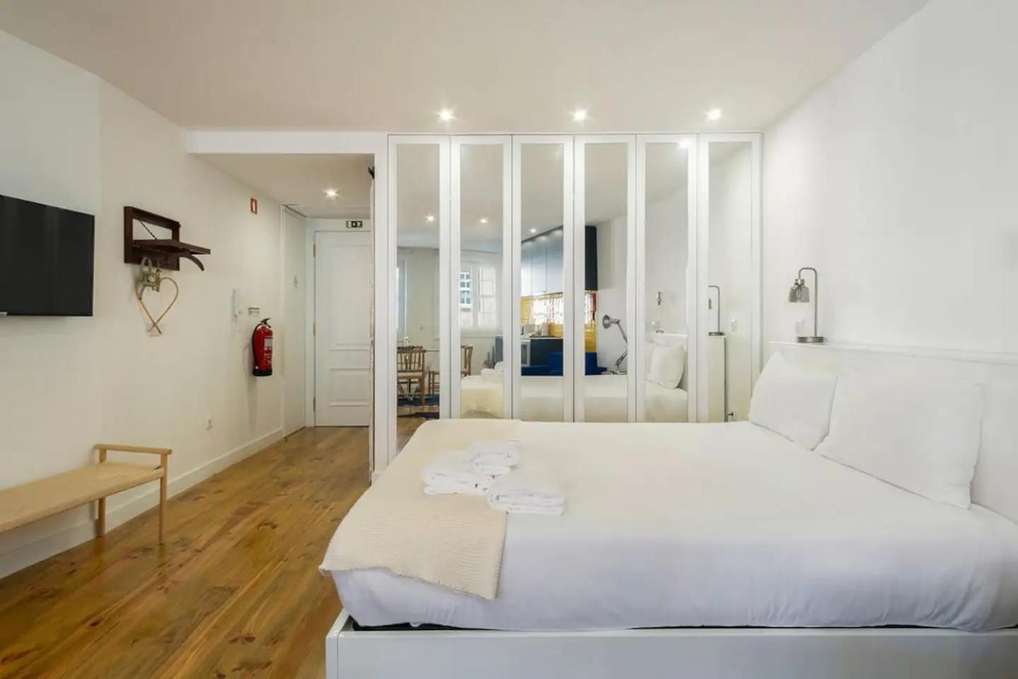 Casa Velhinha - Design, Culture And Comfort In Guimarães Exteriör bild